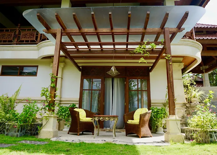 Gunung Paradis Retreat Villa *