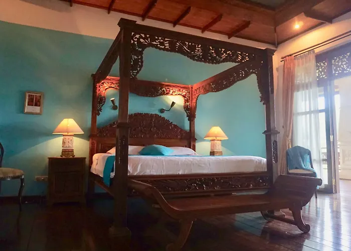 Gunung Paradis Retreat *