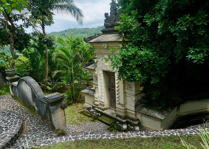 Villa Gunung Paradis Retreat *