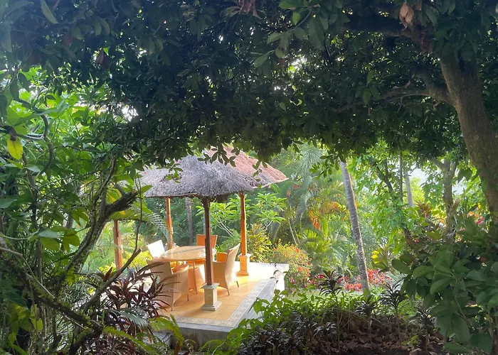 Gunung Paradis Retreat Villa