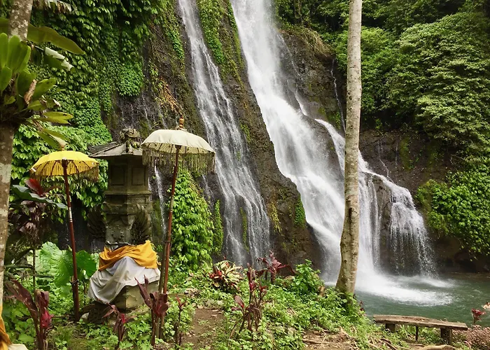 Gunung Paradis Retreat *
